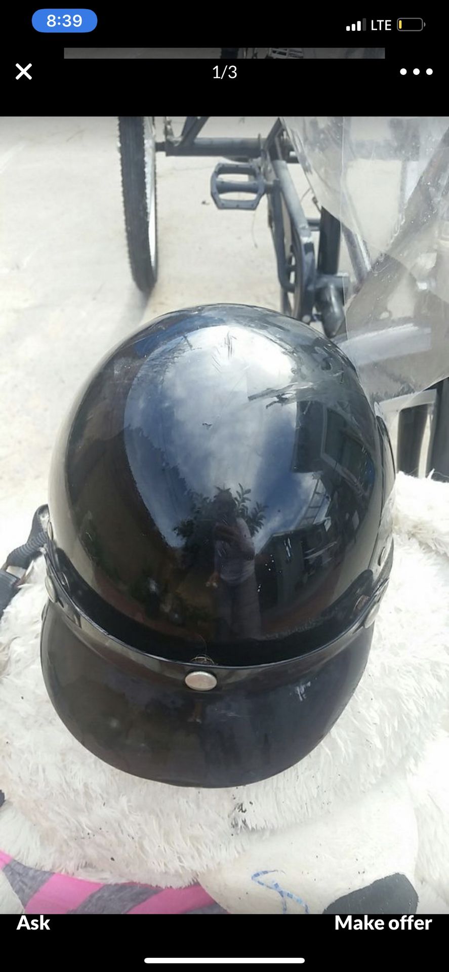 Motorcycle helmet