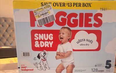 Snug and Dry Huggies Diapers Size 5 128 ct