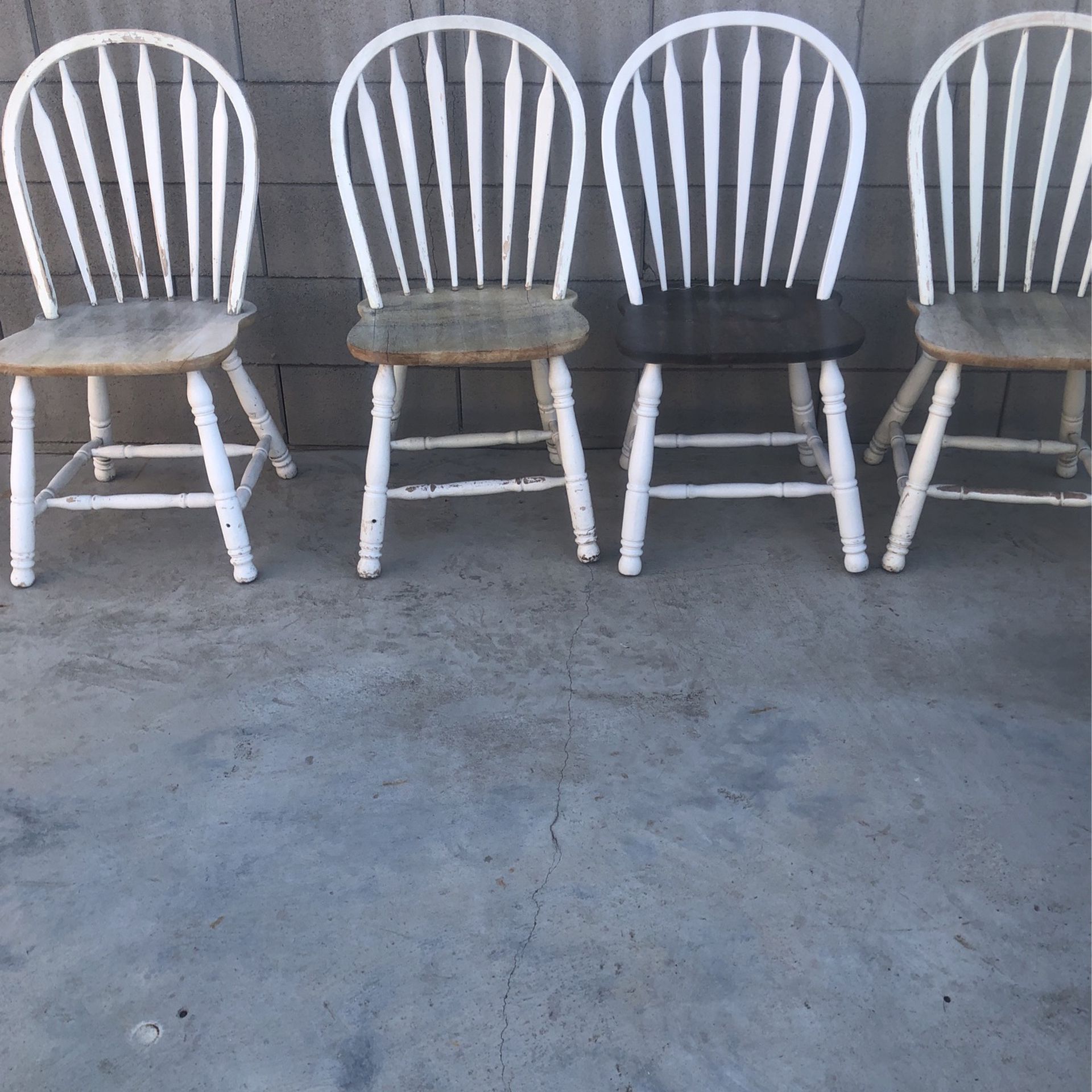 Free Chairs