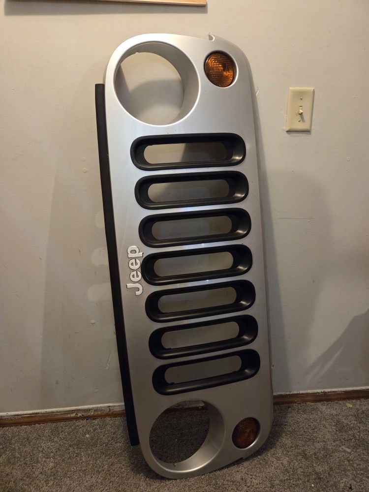 Jeep Wrangler grille