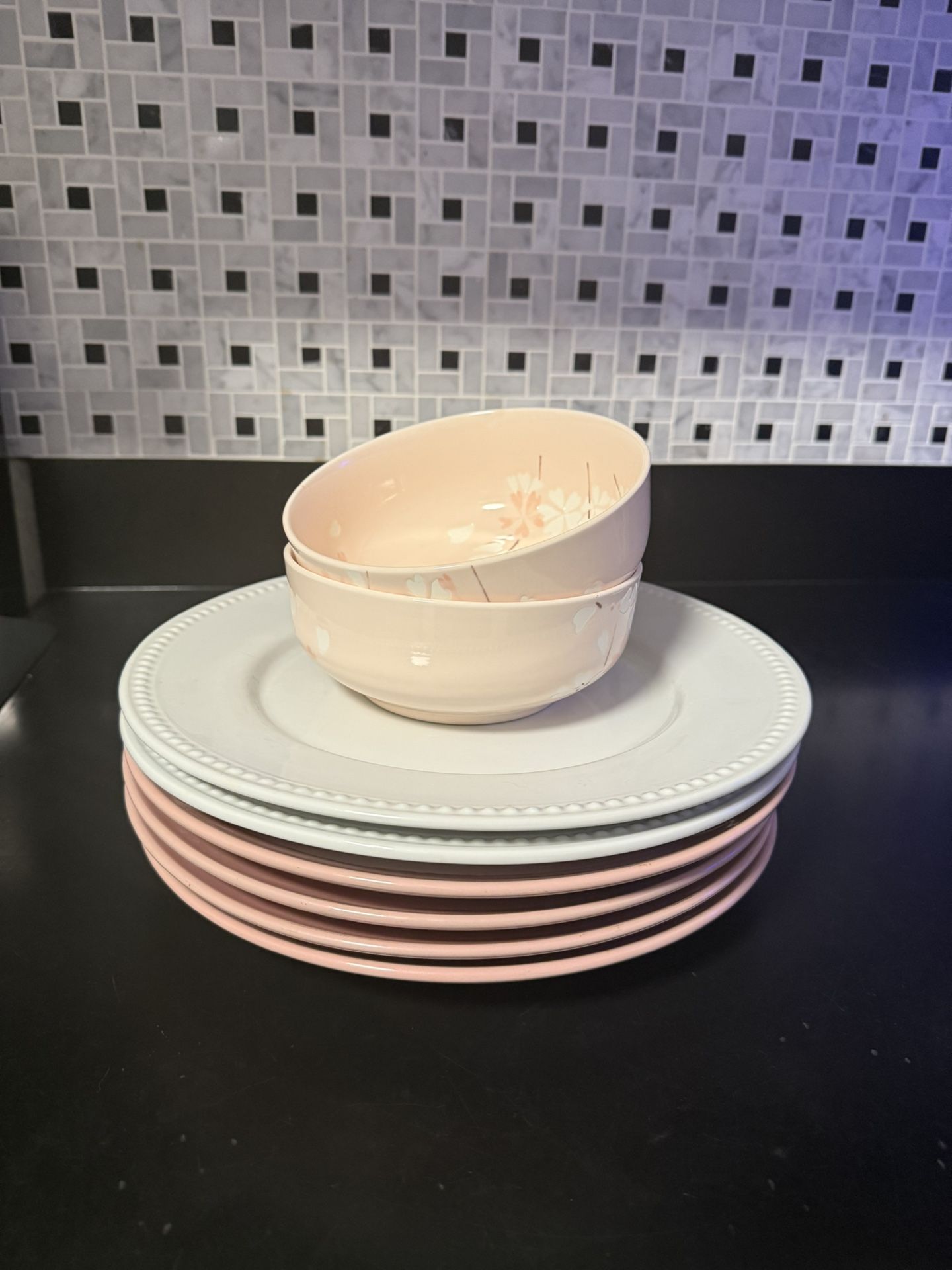 Plates & Bowls