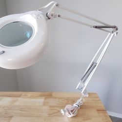 Clamp On Magnifying Fluorescent Work Light