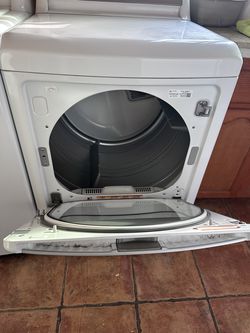 LG Smart Laundry Set Top Load Washer & Gas Dryer