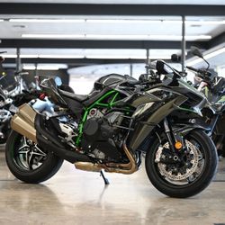 2023 KAWASAKI H2