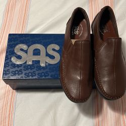 SAS Brown Shoes, Size 8