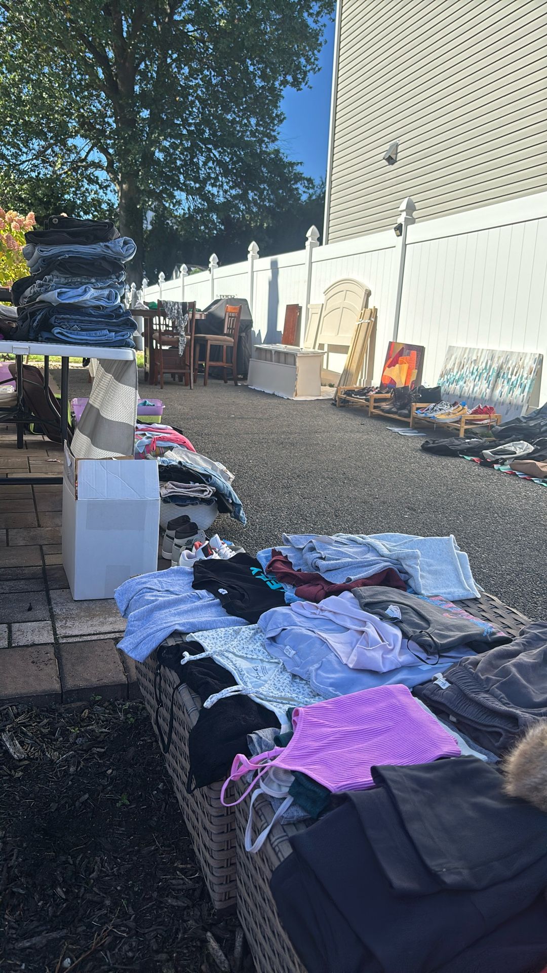 GARAGE SALE 25 Ketner St ,Bloomfield ,nj Oct 4 &5
