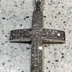 DIAMOND CROSS PENDANT 2 CTW THREE ROWS PRINCESS CUT DIAMONDS