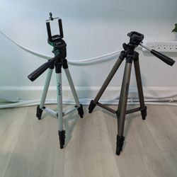 Tripod Amazon Basics and Acuvar Tripod As Bundle