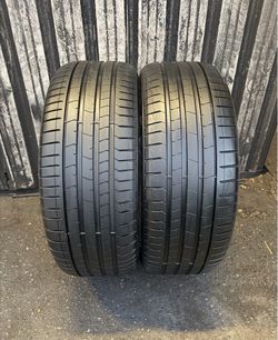 225/45/19  225/45R19  Pirelli P-Zero PZ4 RunFlat
