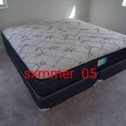 Louis Vuitton Bedding Set (QUEEN) for Sale in Orange, CA - OfferUp