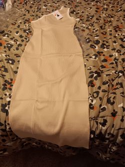Traje women side L