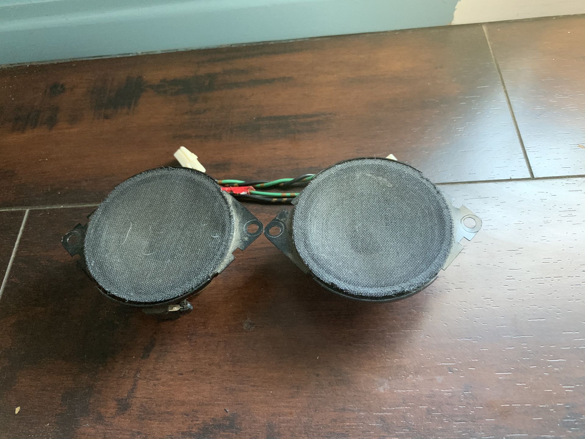 Jeep Grand Cherokee OEM Front dash tweeters