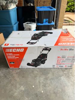 ECHO LM-2116SP Gas powered lawnmower