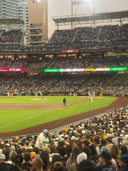 (2 tickets ) Mets vs padres Saturday June 6th