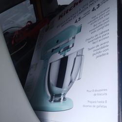 Brand New Kitchen Aide Mixer