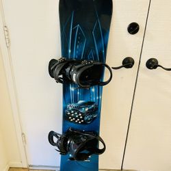 140cm Snowboard With Burton Bindings