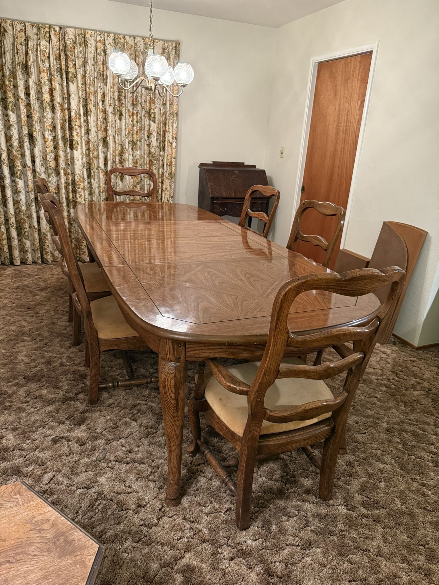 Dining Table With 6 Chairs, Table Cover Included
