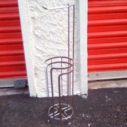 Toilet Paper Holder Pickup Between 2:00-10:45 Pm Rainbow/Charleston Cash Only Read Description 