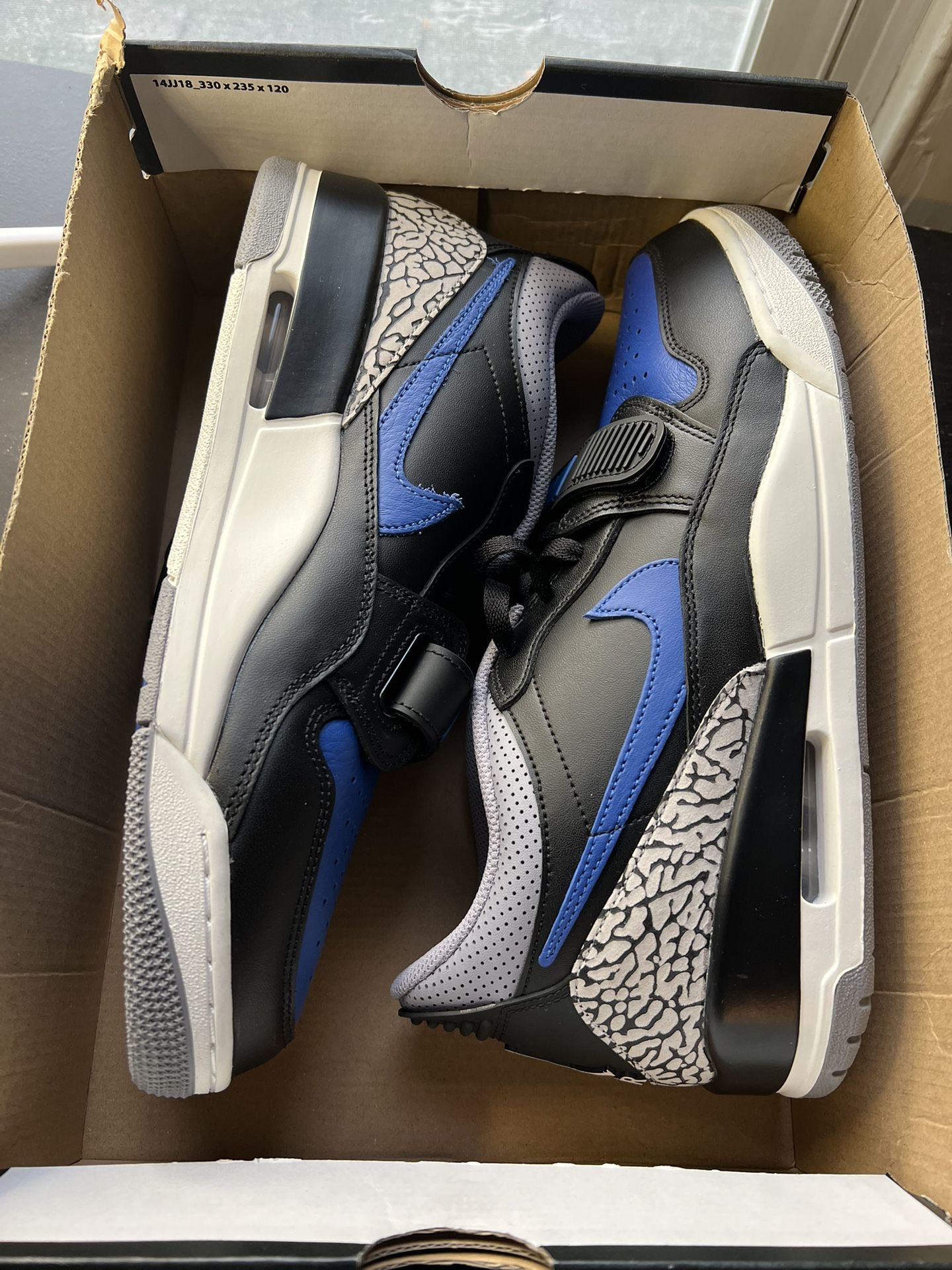 Men’s Size 11 Jordan Legacy 312 Low/Royal CD7069-041