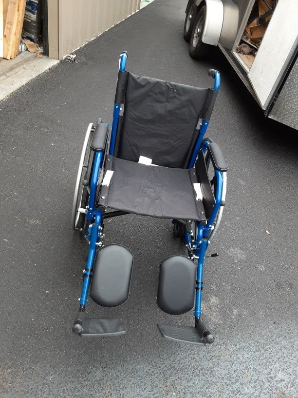 Wheelchair/ Transport Chair Combo. Brand New