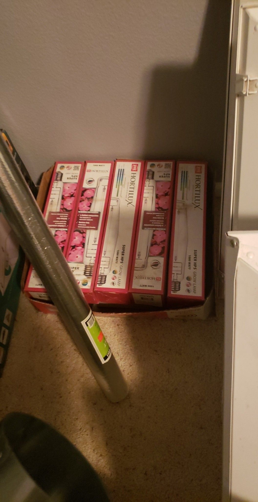 Hortilux 1000w bulbs used for one run