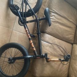 black KINK BMX bike