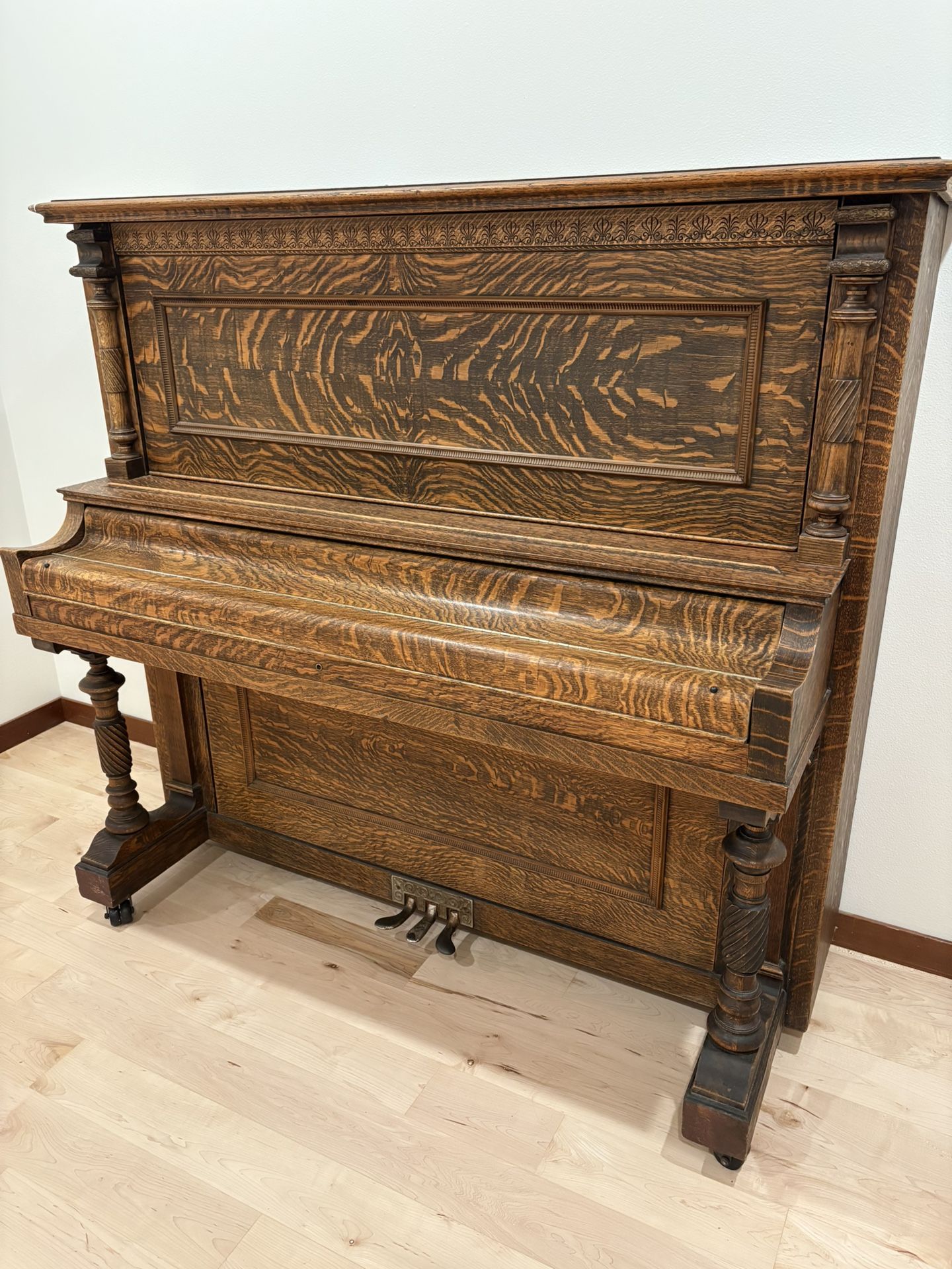 Kingsbury Upright Piano