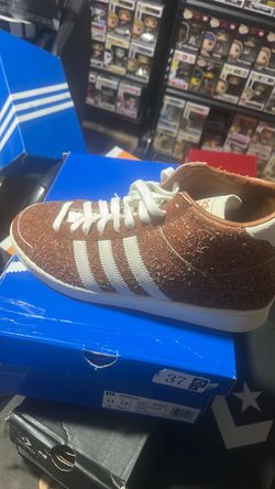 Adidas Jabbar III Sneakers size 11 men’s