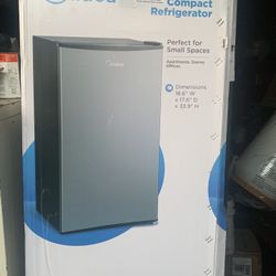 Midea Mini Fridge 