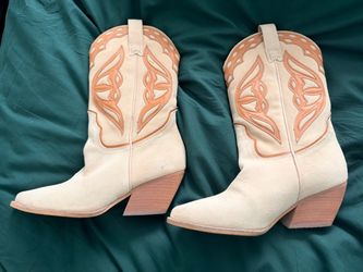 Steve Madden Cow Girl Boots