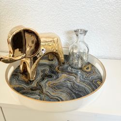 3 Round Decorative Trays with Marble-Style Print