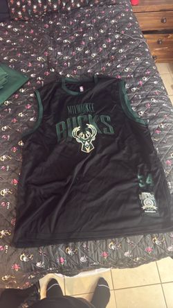 Milwaukee Bucks #34 NBA Jersey - Large