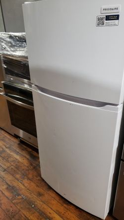 Frigidare Refrigerator 28"w 
