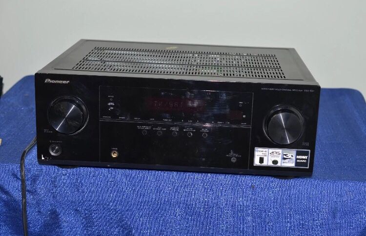 pioneer audio video multi channel receiver and Infinity TSS 800