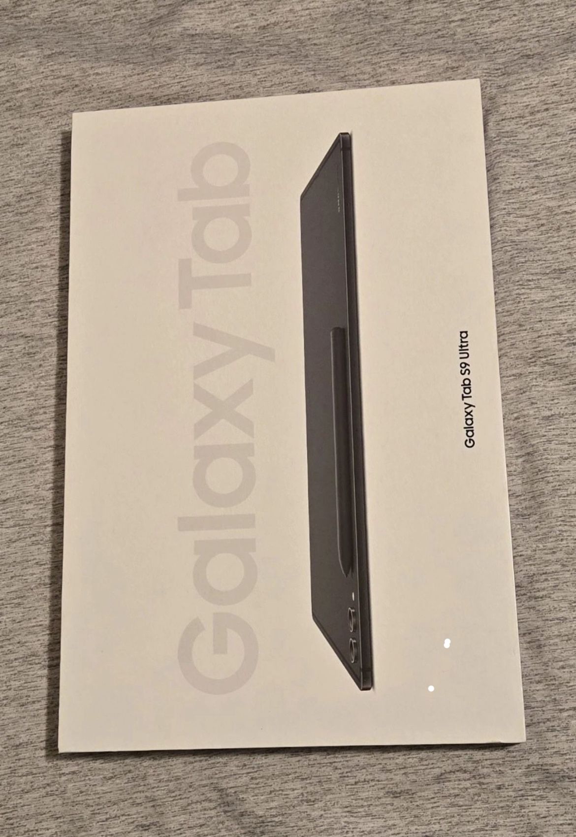 Samsung Galaxy tab S9 Ultra 14.6” 256gb WiFi with S pen 