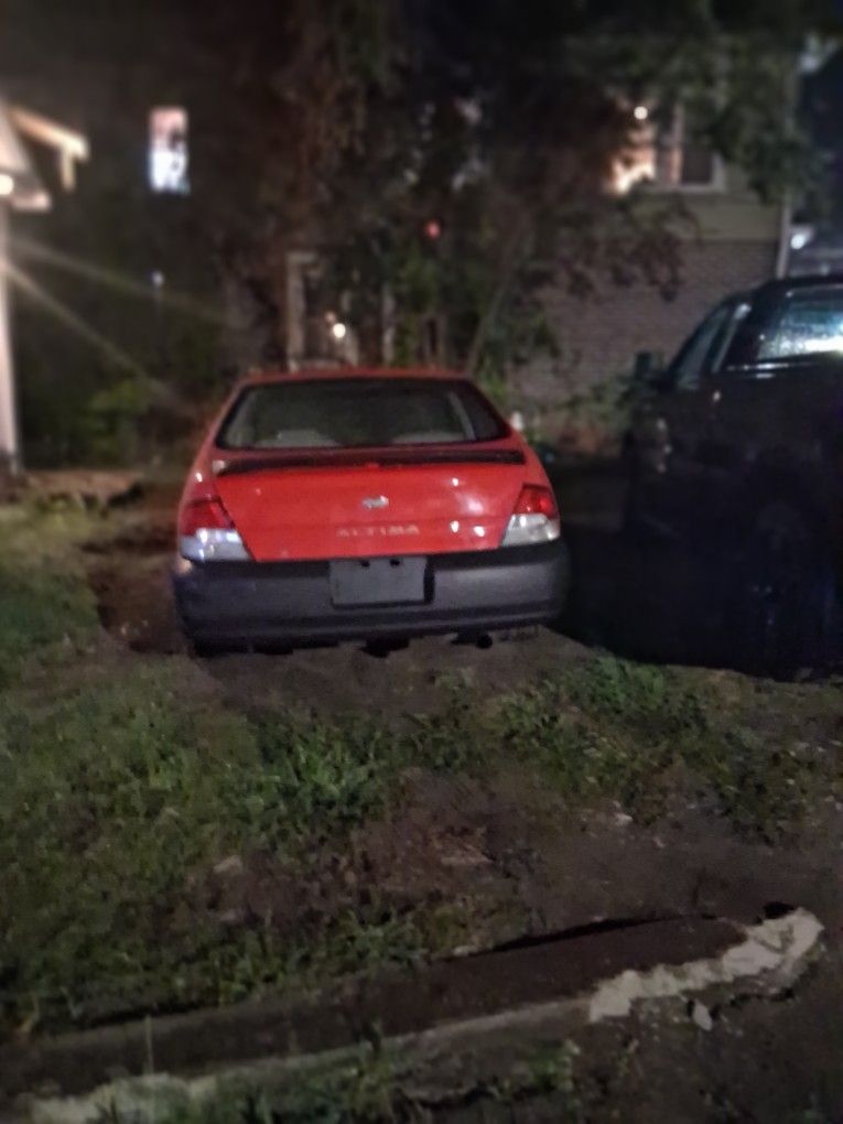 1998 Nissan Altima