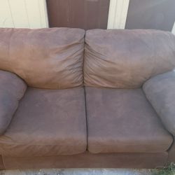 Brown   Couch /sofa $55
