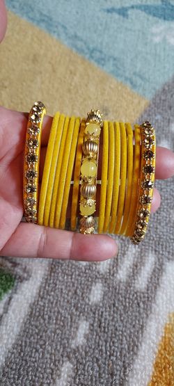 Bridal Bangles/maiyon Bride  Bridesmaids /wedding/gifts