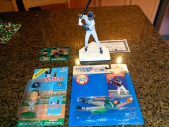 Alex Rodriguez 1995 SLU 1998 Headliner 1996 Salvino Statue
