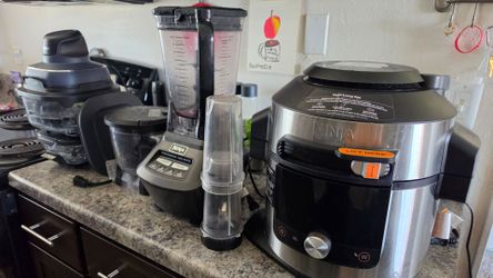 Ninja Air fryer, Blender and Pressure cooker.