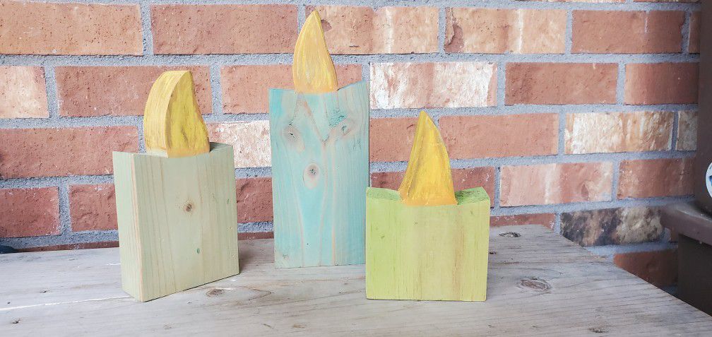 Cute Wooden Christmas Candles 🕯