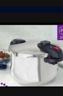 Hoya  De Pression De  8 QT nueva De Princess House  $200