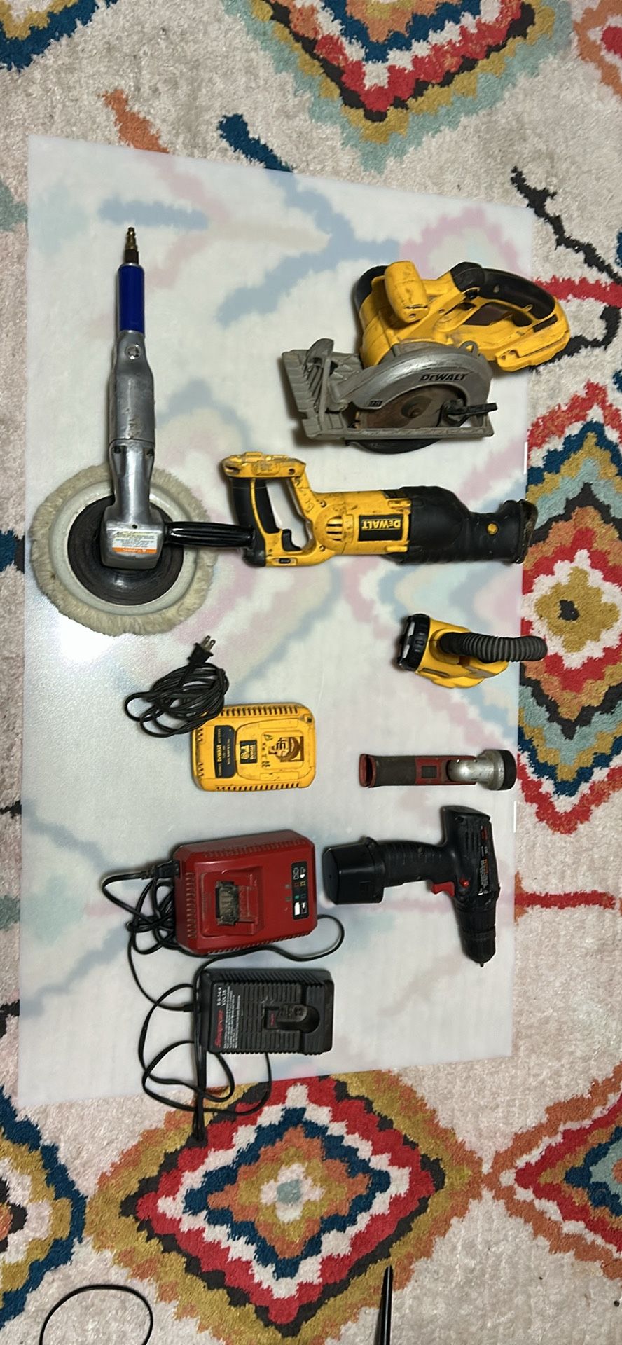 dewalt and snap on tools chargers