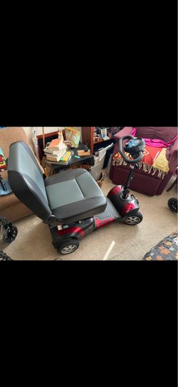 Heavy Duty Mobility Scooter Phoenix HD 4
