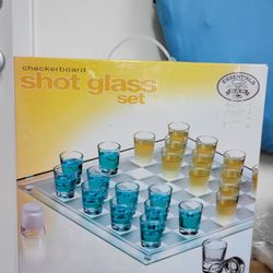 Checkerboard Shot Glass Set