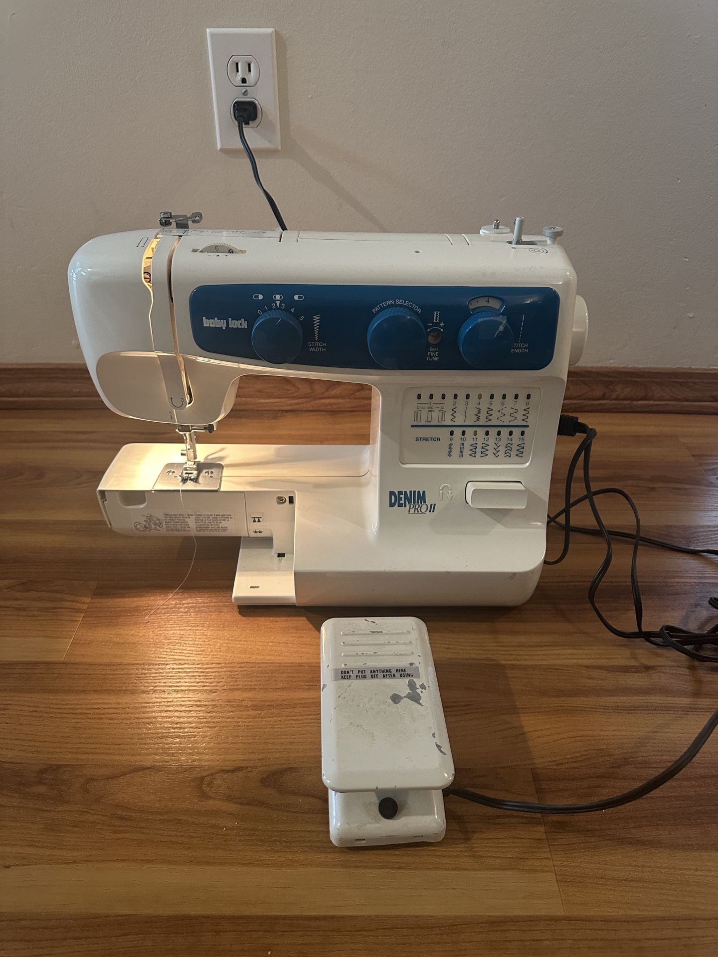 Baby Lock B15 Sewing Machine Denim Pro