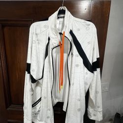 Disney Marvel Avengers Men’s White jacket XXL