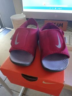 nike sandals 