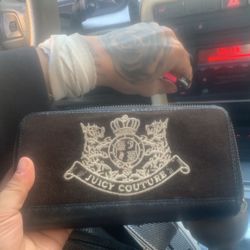 Juicy Couture Wallet 