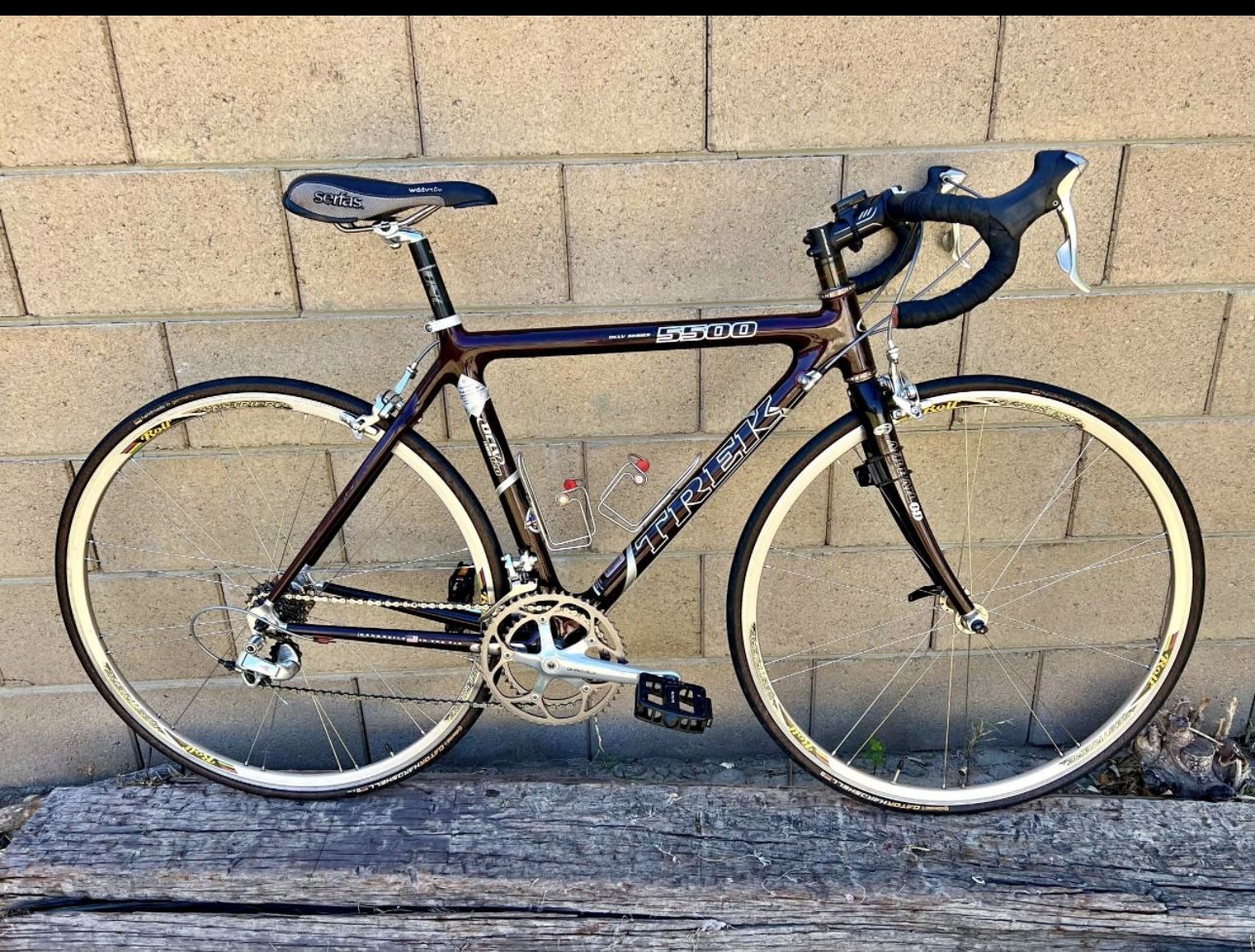 Road Bike - Trek 5500 OCLV Carbon 120
